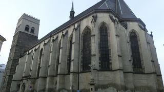 見事なステンドグラス！