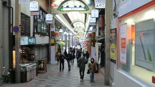 賑やかな商店街