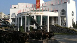 ベトナム戦争当時 撃墜したアメリカのb52爆撃機の残骸をほぼ復元して庭に展示してある By たびんちゅ B52戦勝博物館のクチコミ フォートラベル ベトナム戦争当時 撃墜したアメリカのb52爆撃機の残骸をほぼ復元して庭に展示してある By たびんちゅ B52戦勝博物館のクチコミ フォートラベル