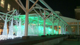 人があまりいない側なので、ゆっくりできますよ。