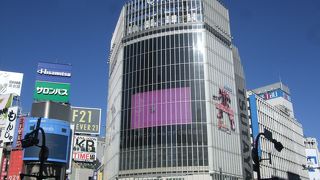 渋谷駅前スクランブル交差点に面したランドマーク