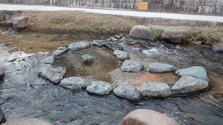 玉造温泉街のど真ん中にあります。