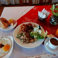 ビュッフェスタイルの朝ごはんはこの感じ