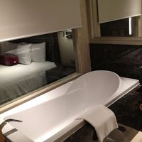 仕切りがガラスです！