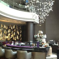 おしゃれな１階のバー