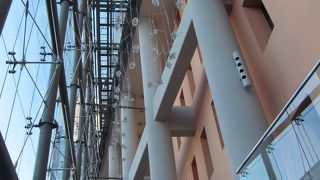 このコンサート・ホールは大変素晴らし・・・