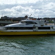 パラマタ行き高速艇で終点まで１時間の船旅！