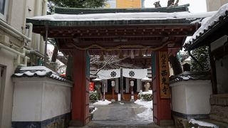 父子の情愛がかなわなかった悲しい物語