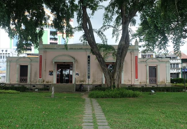 中国系移民の歴史を紹介しています