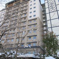 高山の駅、バスセンターからも見えます。