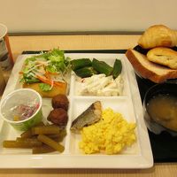 健康朝食です。牛乳がないのがちょっと残念でした。