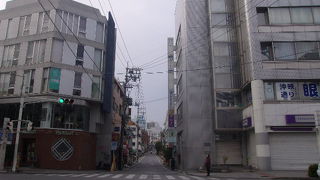 車の通行に注意が必要です