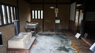 余裕のある生活ぶりが十分窺われる屋敷です