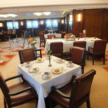 ダイニングルーム