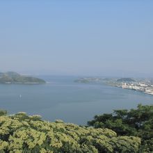 天守台から望む