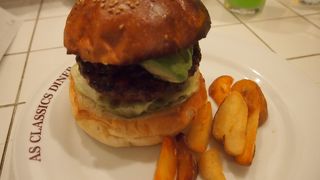 駒沢公園にちかい有名なバーガー