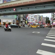九&#20221;行きのバスは、ＳＯＧＯ前から撮ったこの写真