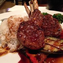 ラム大好き！ソースも美味しくてすごいボリューム！