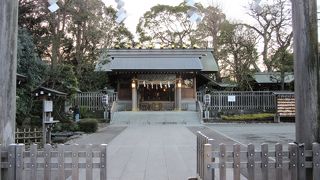 横浜ビジネスパーク近接の格式ある神社