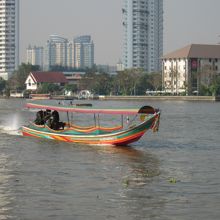 チャオプラヤー川の風景です