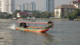 バンコクの交通の要です