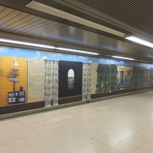 メトロ側の通路です