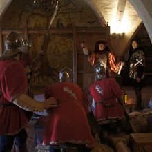 城の地下、ウォーリク・ザ・キングメイカー