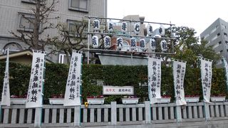 とても目立つ場所です