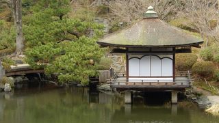 和歌山城の城郭内にある無料で入園できる庭園