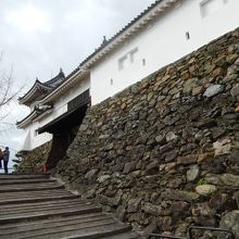 天守閣入口へ行きます