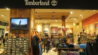 １F、Timberland