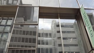 かつてほどの勢いは感じませんが…。