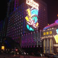 キラびやかなホテルです