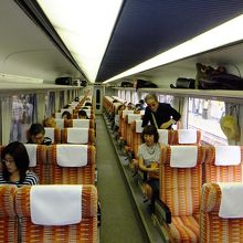 名古屋から乗った特急列車の車内