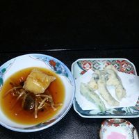 うつぼの天ぷらと赤魚のあんかけです