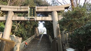 狛犬ならぬ狛虎がある