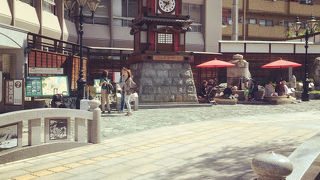 かわいいカラクリ時計