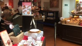 阪神百貨店のパン屋といえば