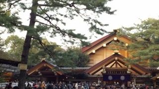 お正月で大混雑の熱田神宮