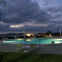 夕方以降のプール。