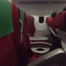 横も人いません