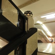 一番レトロだと思う場所、階段。