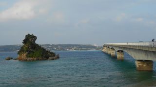 海の色がとても綺麗。