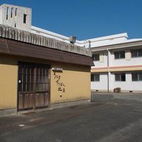 ご飯を食べるところと宿泊するところは別棟です