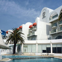 海に面したリゾートホテルです