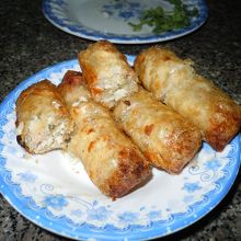 おすすめの春巻き（春巻きなんて〜と思ってたけど）旨いです。