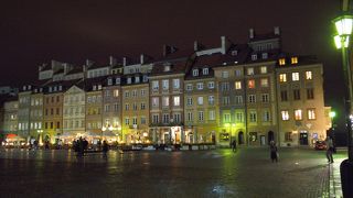 とても古い広場