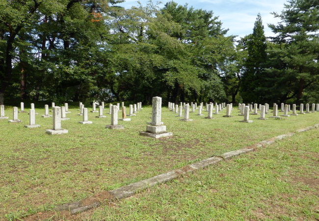 雪中行軍の兵士たちが出発前にお参りした場所でもあります。