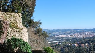 晴れた日は城跡からの景色が素晴らしい