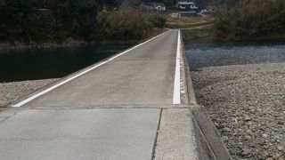 穏やかな流れは落ち着ける